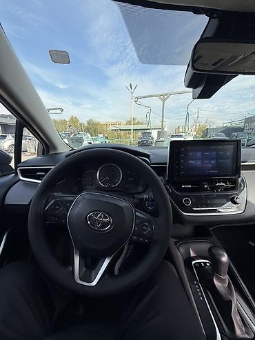 саньенг корандо 2020: Toyota Corolla: 2020 г., 1.8 л, Автомат, Гибрид, Седан — 8