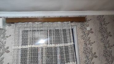 konbi islenmis: Bır denesi 9 manatdı kım eger 5 dene alsa bırın 8 manatdan vererem