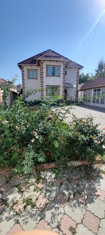 продаю дом ак оргоо: Дом, 178 м², 6 комнат, Агентство недвижимости, Косметический ремонт
