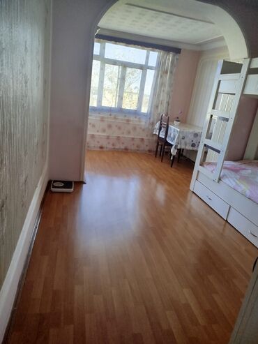 Uzunmüddətli kirayə mənzillər: Gəncə şəhərində mərkəzə yaxın yerləşən 3 otaqlı mənzil. ✅İşıq, su, qaz -da lalafo.az — 10 Uzunmüddətli kirayə mənzillər: Gəncə şəhərində mərkəzə yaxın yerləşən 3 otaqlı mənzil. ✅İşıq, su, qaz — 10