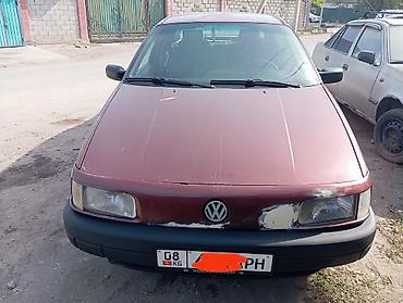 Volkswagen: Volkswagen Passat: 1992 г., 1.8 л, Кол менен иштөөчү, Бензин, Седан — 3