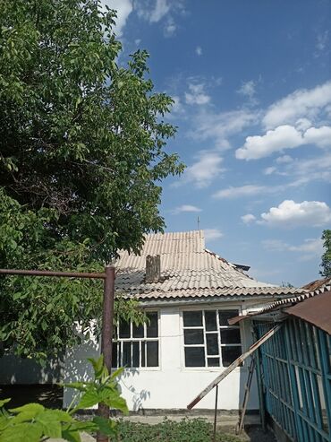 долгосрочная аренда домов ош: Полдома, 40 м², 2 комнаты, Собственник, Дизайнерский ремонт