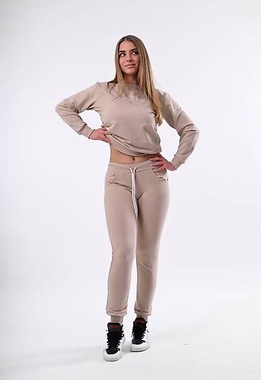 dunkl roze boja: Komplet trenerka pamuk elastin 
S M L XL XXL
Cena 2900 dinara — 8