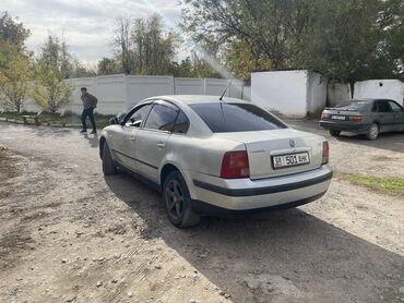 я ищу пассат: Volkswagen Passat: 2000 г., 1.8 л, Автомат, Бензин, Седан