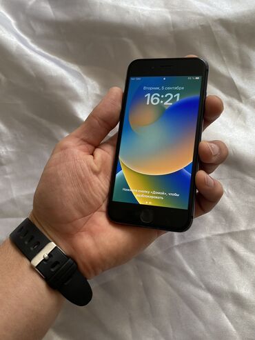 xiomi not 7: IPhone 8, Б/у, 64 ГБ, Черный, 76 %