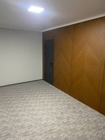 эмаком квартира: 2 комнаты, 44 м², Сталинка, 1 этаж, Дизайнерский ремонт