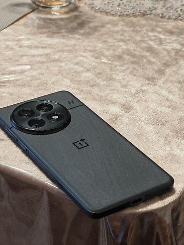 microsoft laptop 3: OnePlus 13, Б/у, 256 ГБ, цвет - Черный, 2 SIM — 1