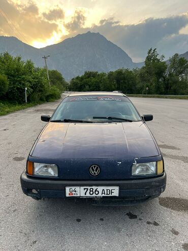 киа авто: Volkswagen Passat: 1991 г., 1.8 л, Механика, Бензин, Седан