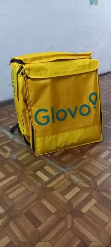 чехол для airpods про: Сумка для курьеров Glovo . Почти не использовалась работал только