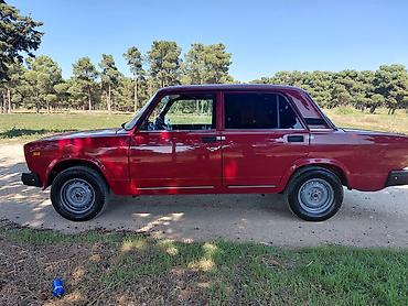 vaz muherriki: Model: Lada 2107 (VAZ 2107) Kuzov: sedan, 4 qapı Rəng: tünd qırmızı — 3