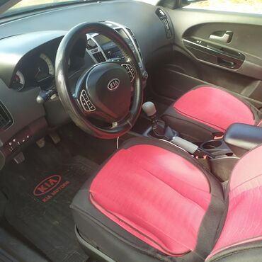 бампер на мерседес w210 в бишкеке: Kia Ceed: 1.6 l | 2008 il Universal