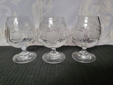 Čaše: Case kristal Zajecar za zestoko pice iz 70ih. Case su perfektne,sve na lalafo.rs — 7 Čaše: Case kristal Zajecar za zestoko pice iz 70ih. Case su perfektne,sve — 7