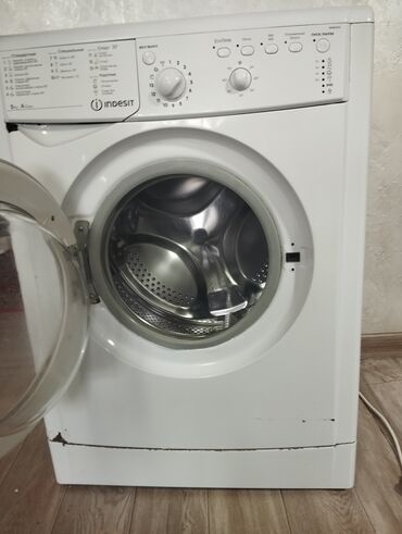 Стиральные машины: Стиральная машина Indesit, Б/у, Автомат, До 6 кг, Полноразмерная