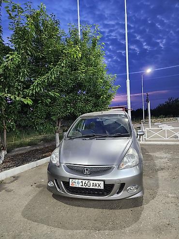хонда с2000: Honda Fit: 2003 г., 1.3 л, Автомат, Бензин, Хэтчбэк — 3