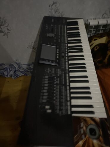 Səs avadanlığı: Sintezator, Korg