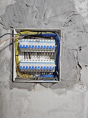 Электрики: Предлагаются профессиональные услуги электрика. Выполняются работы по — 16