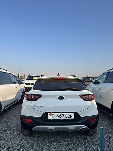 aion s: Kia Stonic: 2020 г., 1.4 л, Автомат, Бензин, Кроссовер — 2