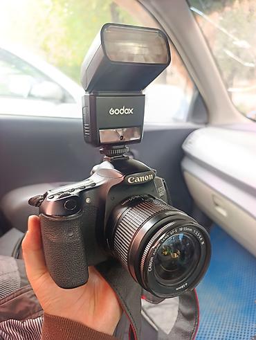 Фотоаппараты: Зеркальная камера Canon EOS 60D с комплектным объективом и внешней — 2
