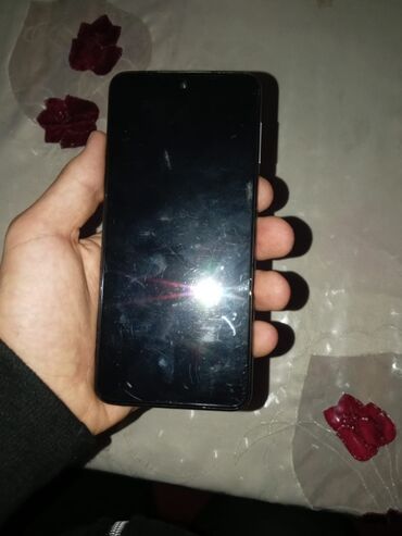 problemi redmi note 8: TƏCILI SATILIR!!!!Redmi note 9 pro,problemleri(0.5 kamera işlemir,arxa