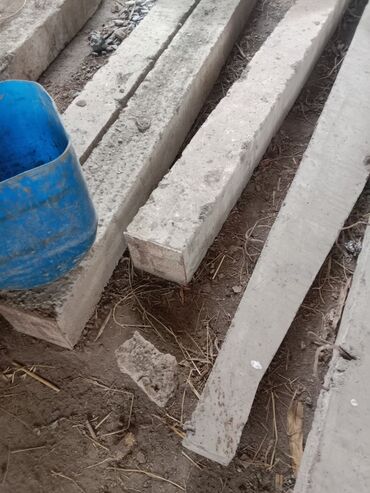 битоные: Столбы стойки таштамай бетон город Оше находится