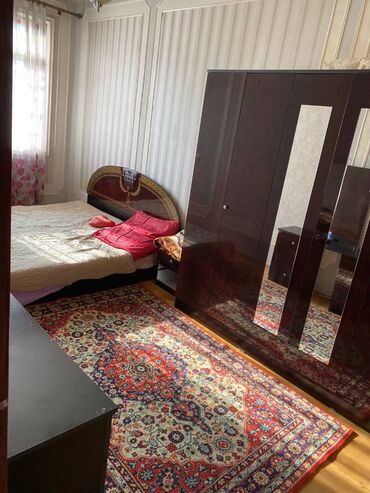 Uzunmüddətli kirayə mənzillər: Nəsimi rayonu Memar Əcəmi metrosunun yaxınlığında 5-çi mertebenin 4-cü — 4