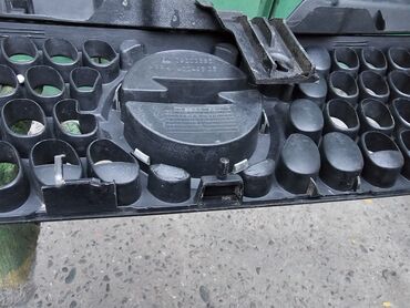 Решетки радиатора: Решетка радиатора Opel 2001 г., Б/у, Оригинал — 11