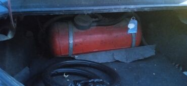 Транспорт: Газ балон сатам, нексияга койулган,баасы 15000 сом.полный комплек бар