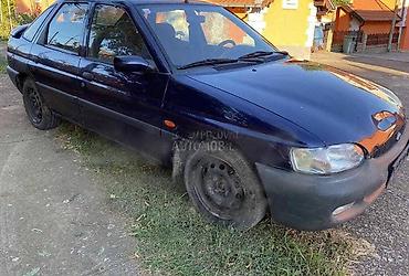 pezo 1: FORD ESCORT - KOMPLETAN AUTO U DELOVIMA | FORD velika ponuda delova — 10