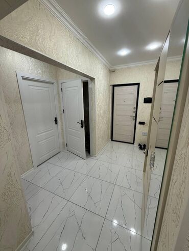 Uzunmüddətli kirayə mənzillər: Xətai rayonu, Gəncə prospektində, köhnə tikili, 9 mərtəbəli binanın — 7