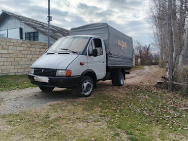 Yük maşınları: Salam 4 ton yükə yiğilmiş həm rama həm qurza 12 lik şiverlerle — 2