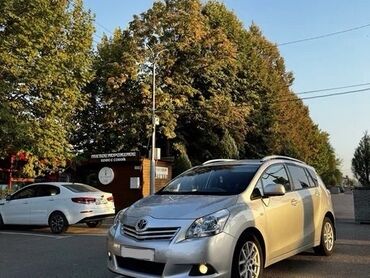 Toyota: Toyota Verso: 2012 г., 1.8 л, Вариатор, Бензин, Минивэн