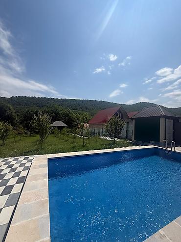 bilgeh bag evleri satisi: Dağ mənzərəli həyət evi – xüsusi hovuzlu - Yaşayış sahəsi: tək — 3