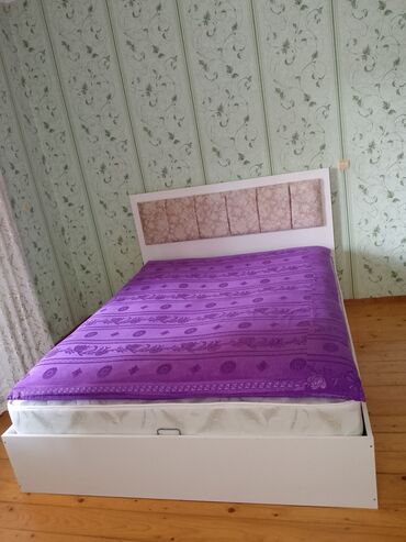 yun döşəklər: İkinəfərlik çarpayı, Bazalı, Matras ilə, Siyirməli