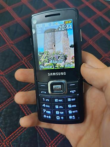samsung c5212 satilir: Samsung C5212 Duos, < 2 GB Memory Capacity, rəng - Qara, Düyməli — 1