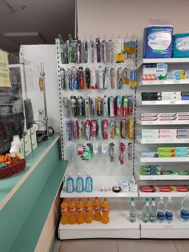 Стеллажи: Полки для магазина, аптек, бутиков и т.д. Все виды: пристенные — 18