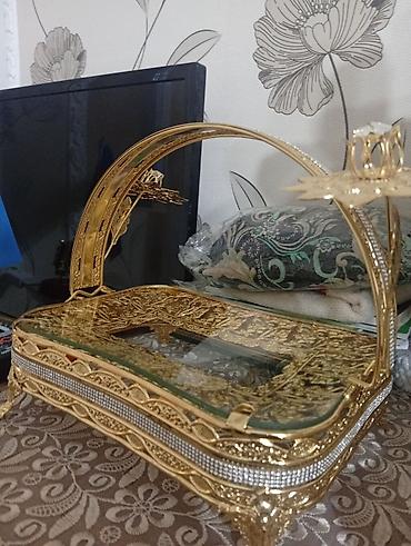 sine sekli: Qızılı rəngdə dekorativ şirniyyat/süfrə sinisi - Material: metal — 2