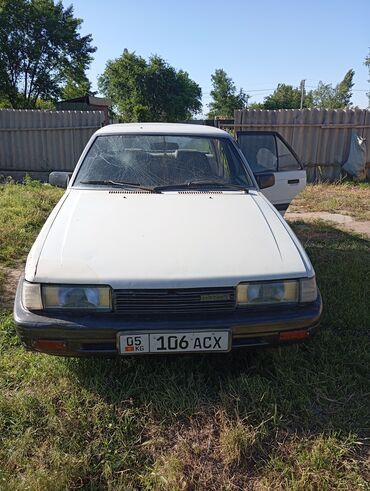 мазда 626 продаю: Mazda 626: 1986 г., 2 л, Механика, Бензин, Седан
