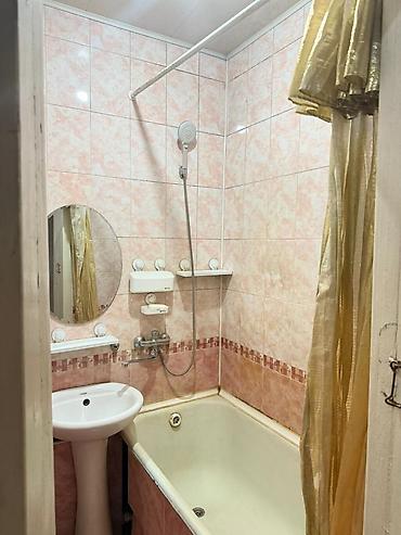 Продажа квартир: 2 комнаты, 54 м², Индивидуалка, 5 этаж, Старый ремонт at lalafo.kg — 9 Продажа квартир: 2 комнаты, 54 м², Индивидуалка, 5 этаж, Старый ремонт — 9