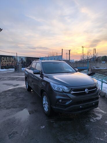 автомобил субару: Ssangyong Rexton: 2018 г., 2.2 л, Автомат, Дизель, Внедорожник