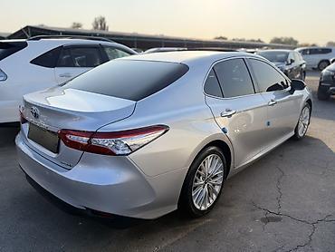 kia seed: Toyota Camry: 2020 г., 2.5 л, Вариатор, Гибрид, Седан — 2