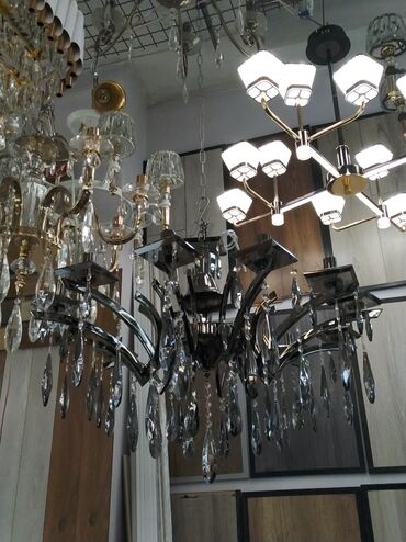 cılçıraq: Çılçıraq, 10 və daha çox lampa, Xrustal