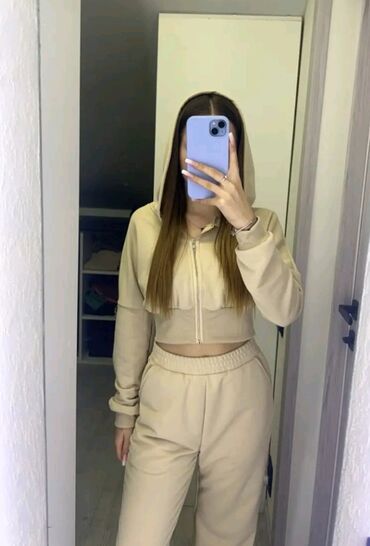оверсайз одежды: Спортивный костюм, Китай, S (EU 36)