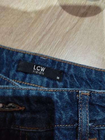 levis 501 oversize: Zenske farmerke Waikiki broj 30. Nosena jednom, placena vise. Moderna — 3