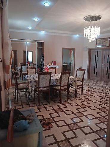 Həyət evləri və villaların satışı: Qala dairəsi, Qala-Şüvəlan yolunun üstünda 6 sot torpaqda sahəsi 200 — 9
