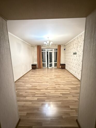 Продажа квартир: 4 комнаты, 138 м², 4 этаж, Старый ремонт — 4