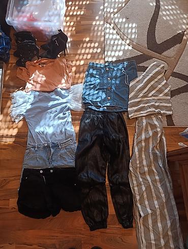 stradivarius komplet: Lot S odece novo ili jednom noseno Zara, Puma itd Na fotografijama je — 2