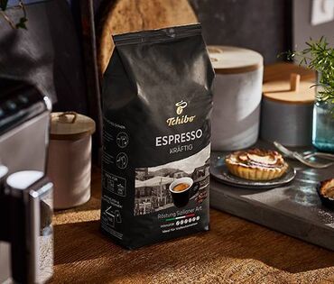 Tea, coffee, drinks: Original Italijanska kafa za espresso. Pakovanja su od 1kg. Crema