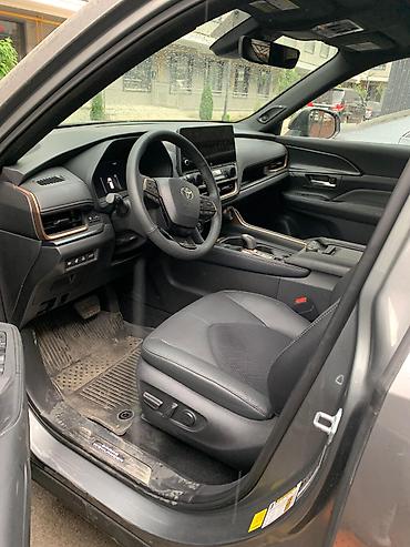 gra: Toyota Grand Highlander: 2025 г., 2.4 л, Автомат, Гибрид, Внедорожник — 10