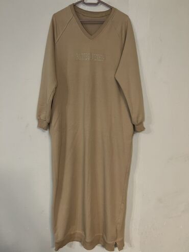 вязаное платье горчичного цвета: Повседневное платье, Осень-весна, Длинная модель, Трикотаж, Оверсайз