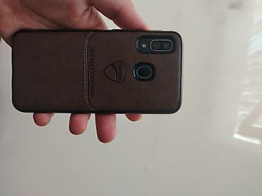 s24 ultra lalafo: Samsung Galaxy A40, rəng - Göy, Sensor, Barmaq izi, İki sim kartlı — 2